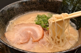 豚骨ラーメン